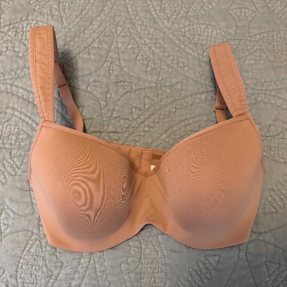 Barely Used Le Mystere Dream Tisha Bra color Natural - Picture 1 of 7